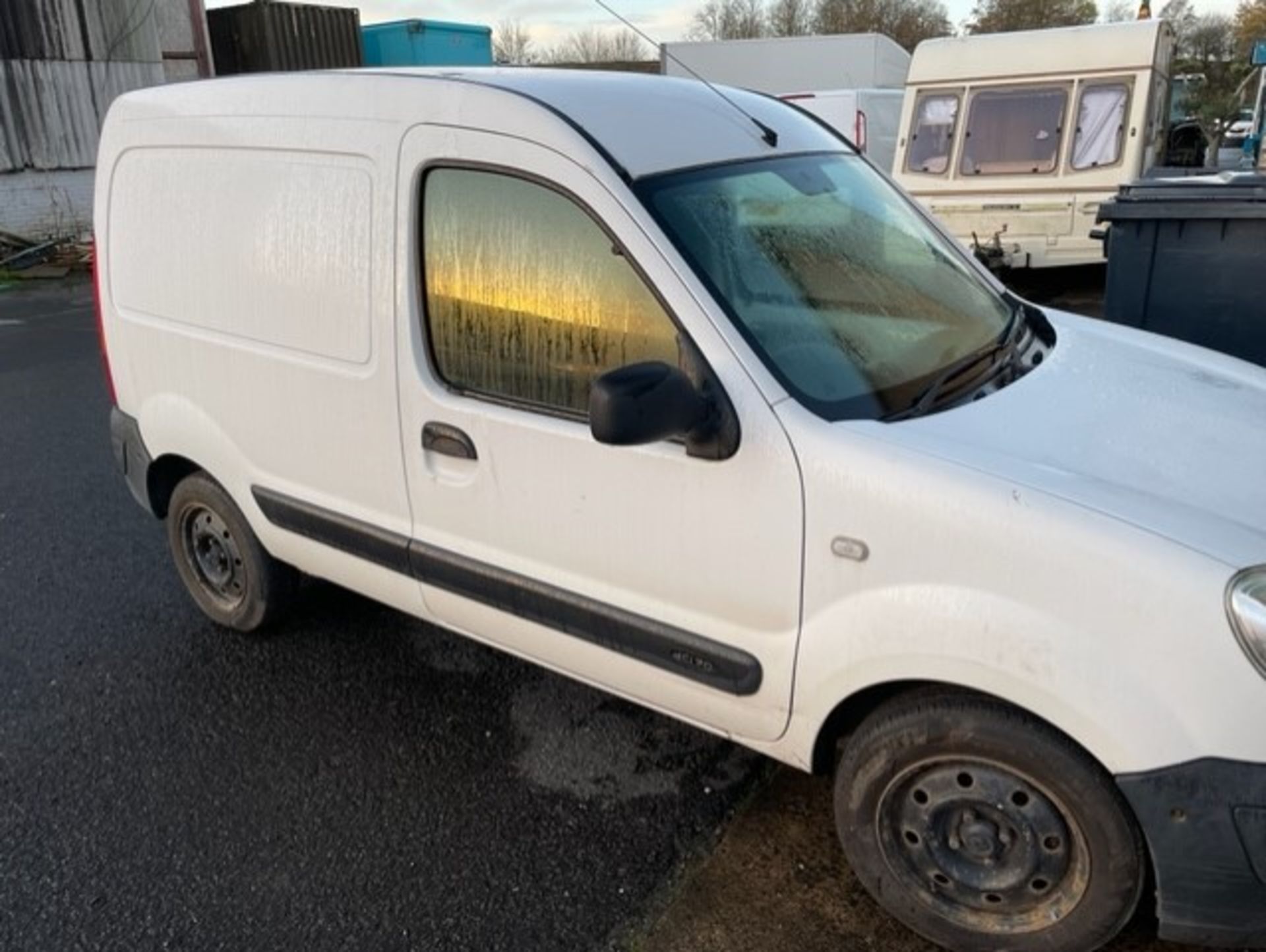 Renault kangoo good little van tested 150k miles nothing wrong with it clean straight little van