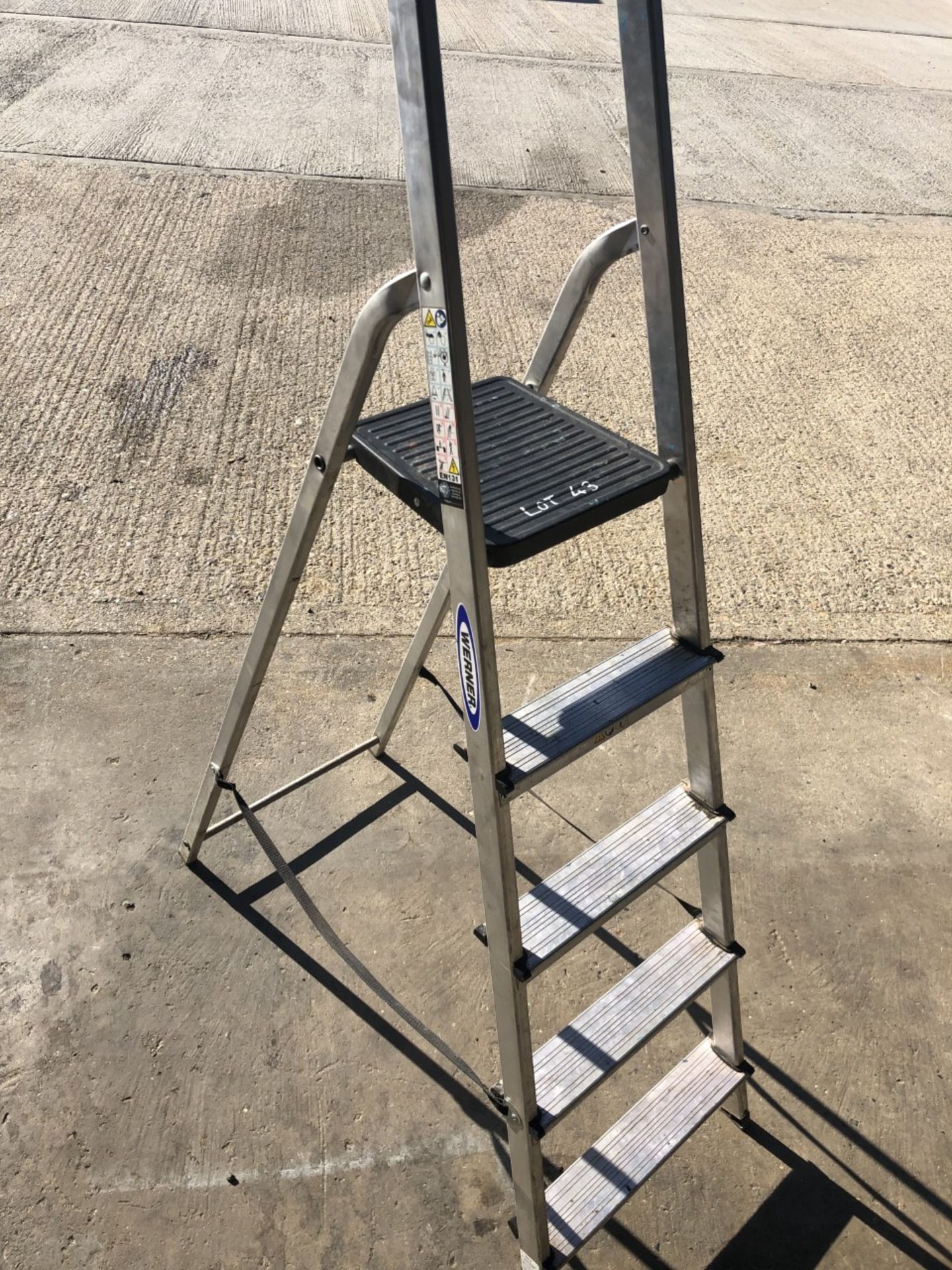 Aluminium Step Ladder - Image 2 of 2