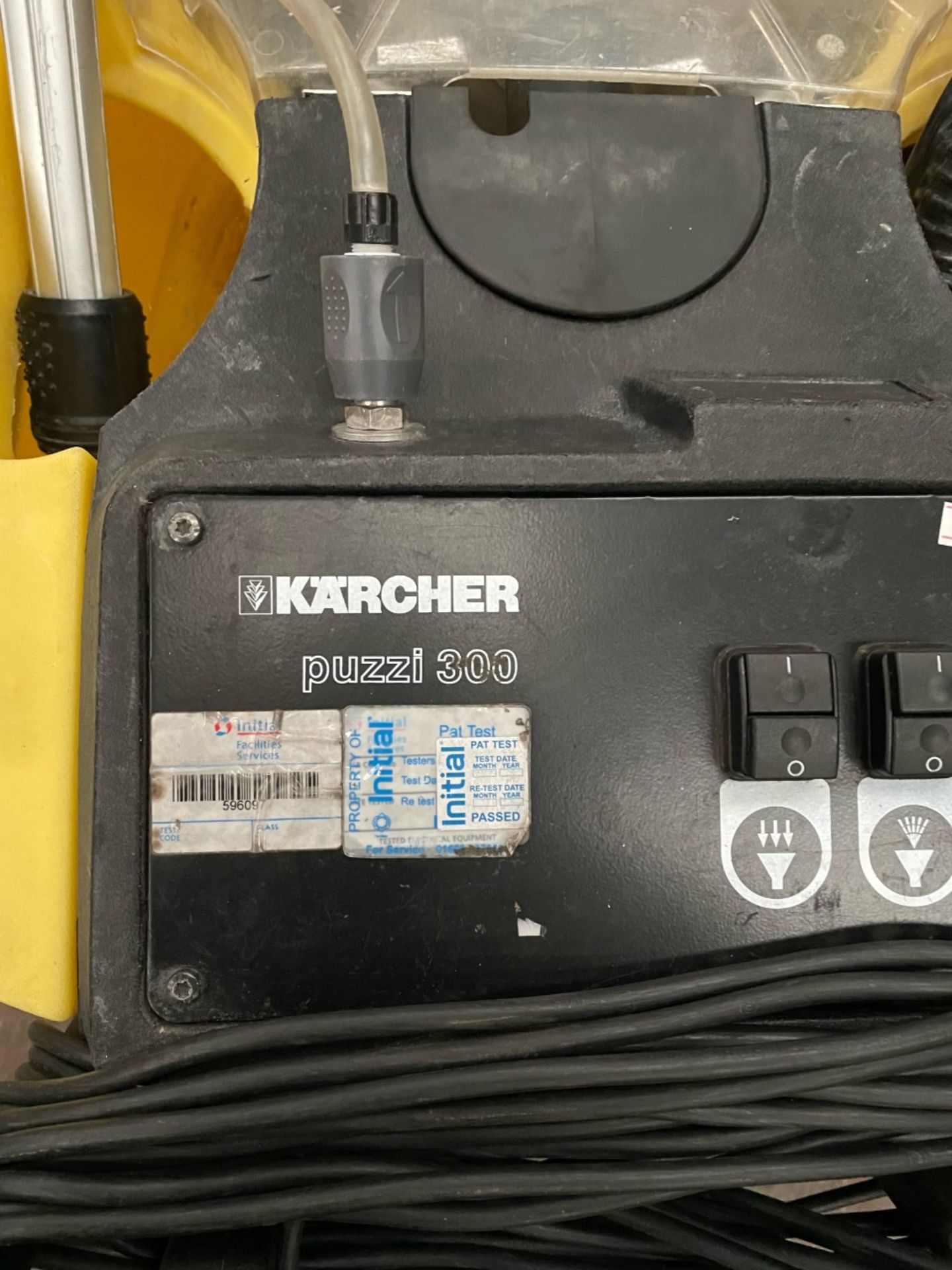 Karcher Puzzi 300 carpet cleaner works but end snapped as seen in picture - Image 2 of 4