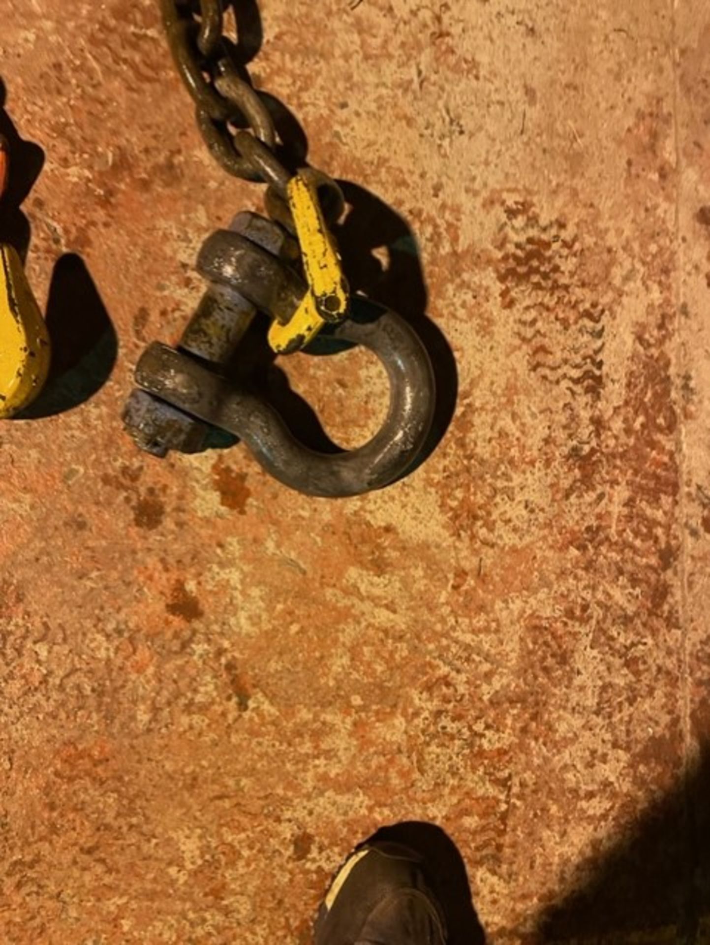 Drop chain large with u bolt and 2 smaller u bolts - Image 3 of 4