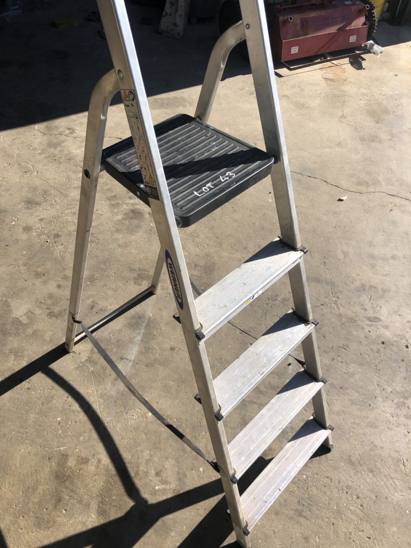 Aluminium Step Ladder