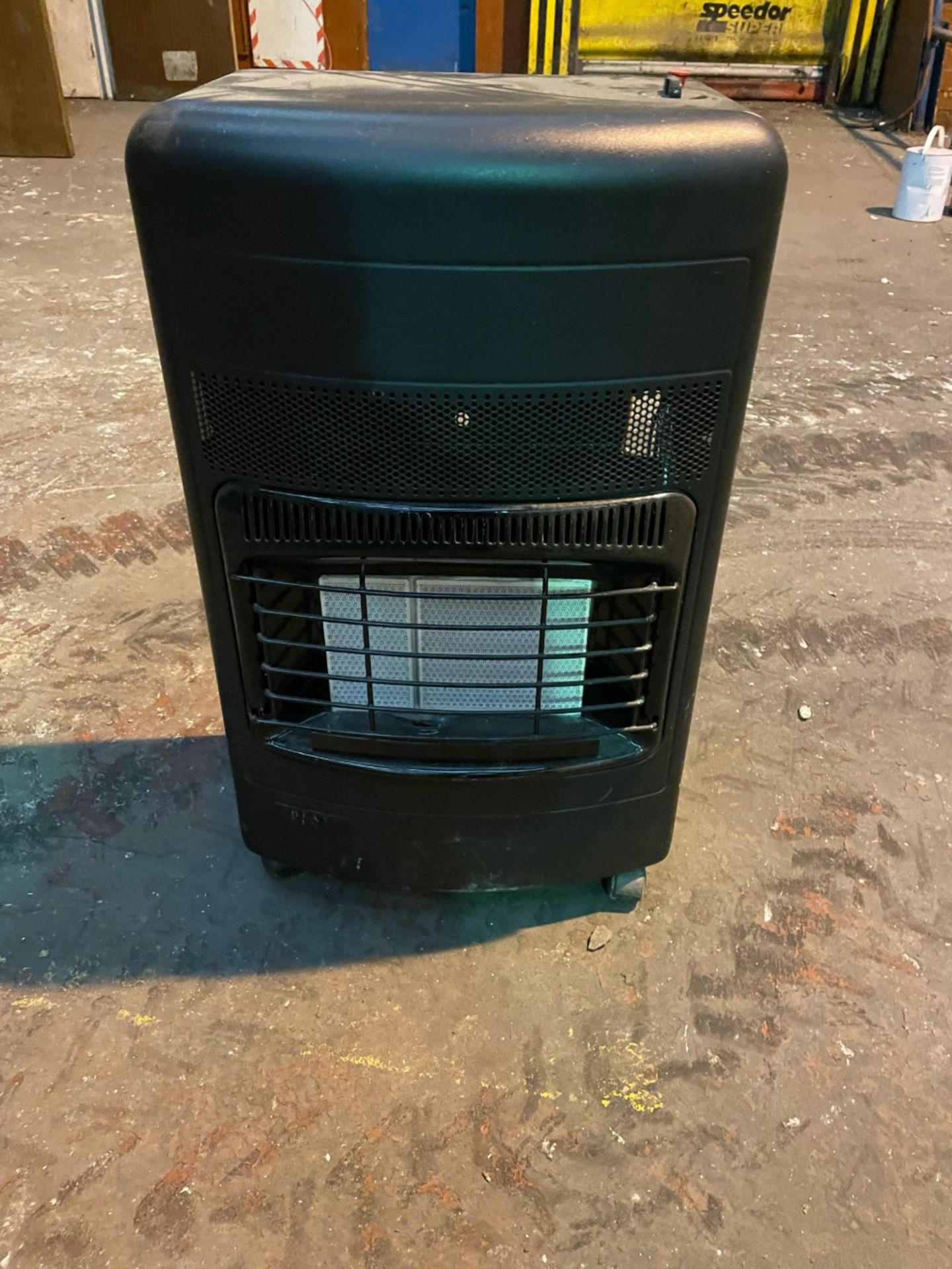 Heat line 4.2KW portable gas heater good working order