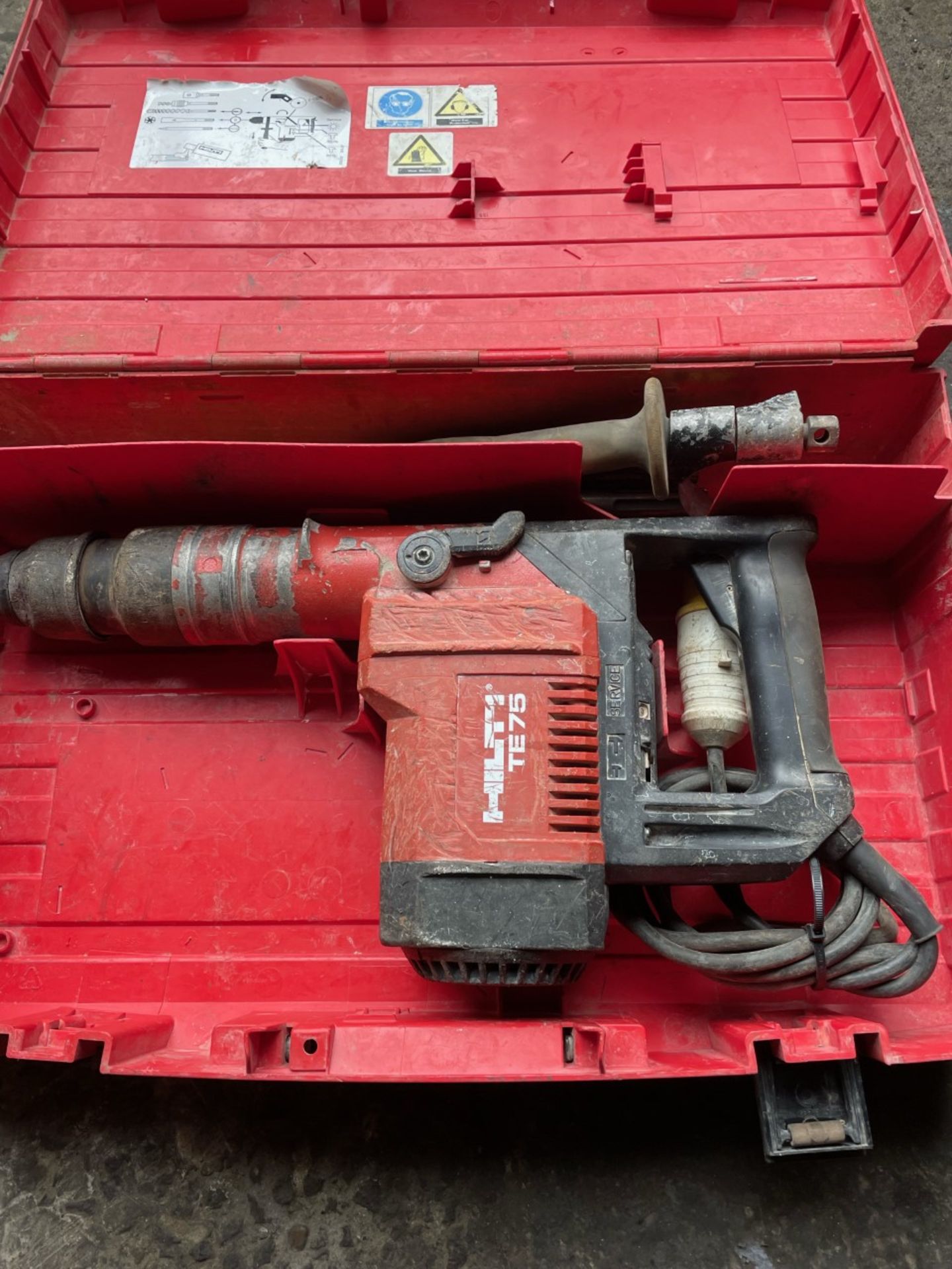 Hilti TE75 110v hammer drill breaker with box and chisels good working order