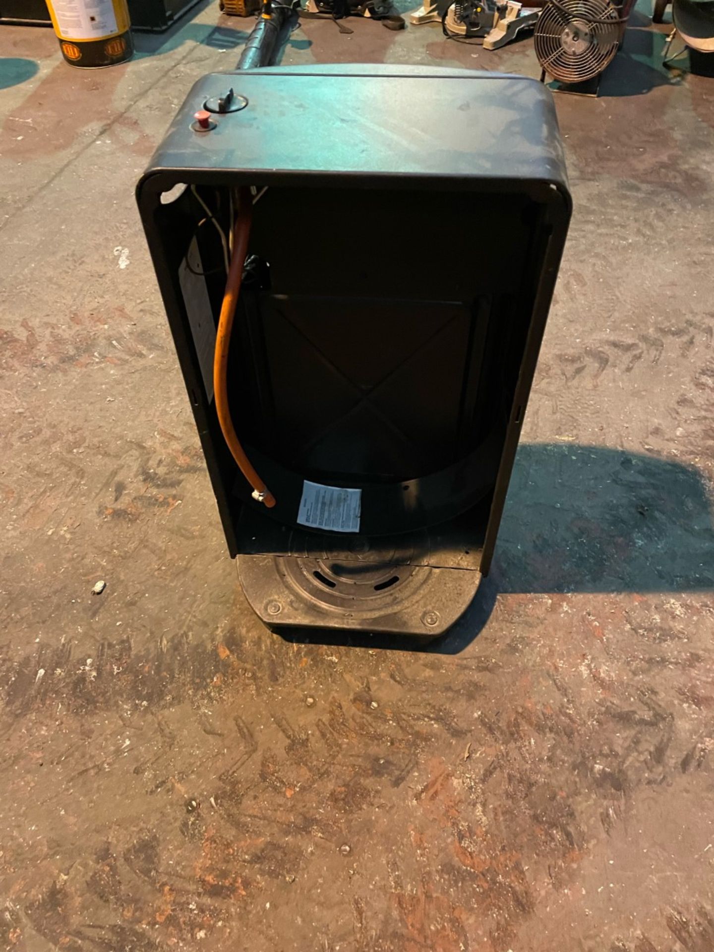 Heat line 4.2KW portable gas heater good working order - Image 2 of 2
