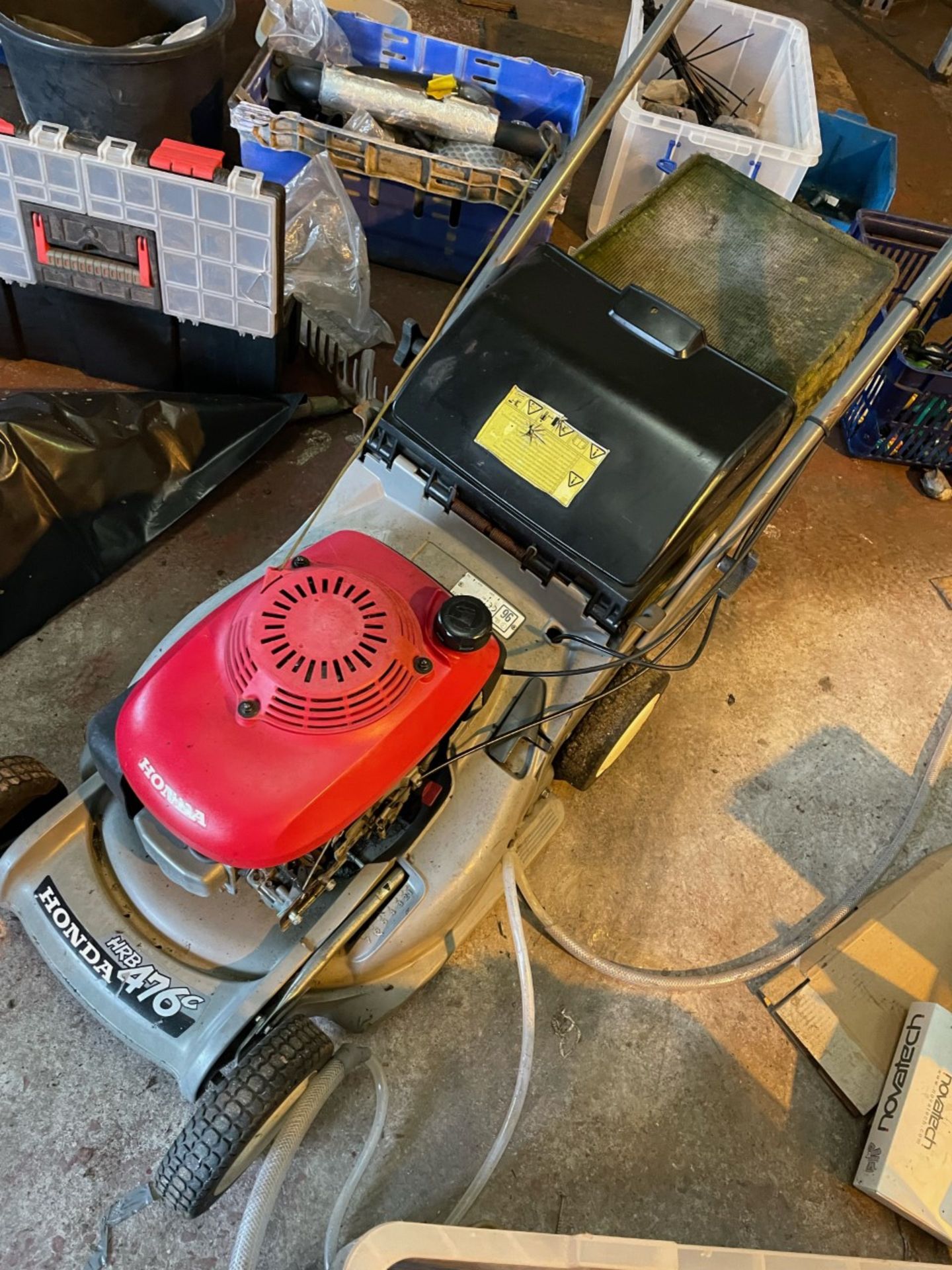 Honda HRB476c self propelled mower working but needs air filter cover. - Image 2 of 2