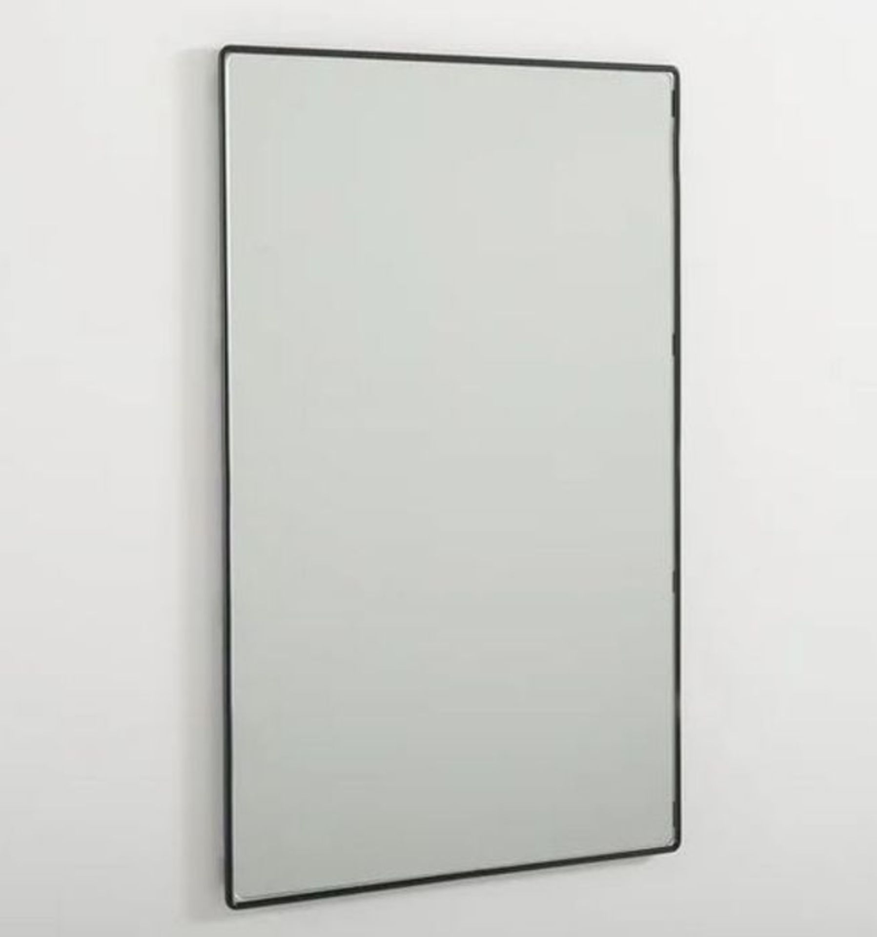 BERTILIE MIRROR / CUSTOMER RETURN. GRADE A