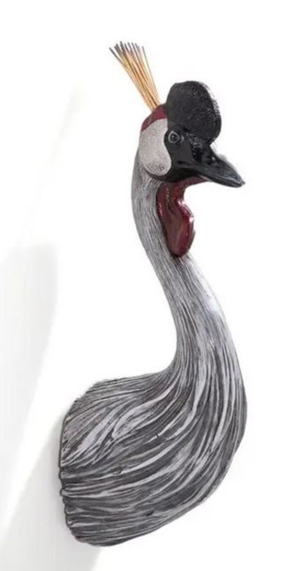 AUGUSTE POLYRESIN GREY CRANE HEAD, H35.5CM / RRP £40.00 / CUSTOMER RETURN. GRADE B, HOOK PORT AREA