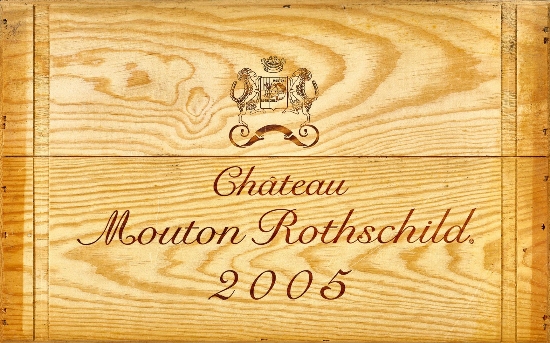 CHÂTEAU MOUTON ROTHSCHILD: Pauillac, Premier Grand Cru Classé, 2005.