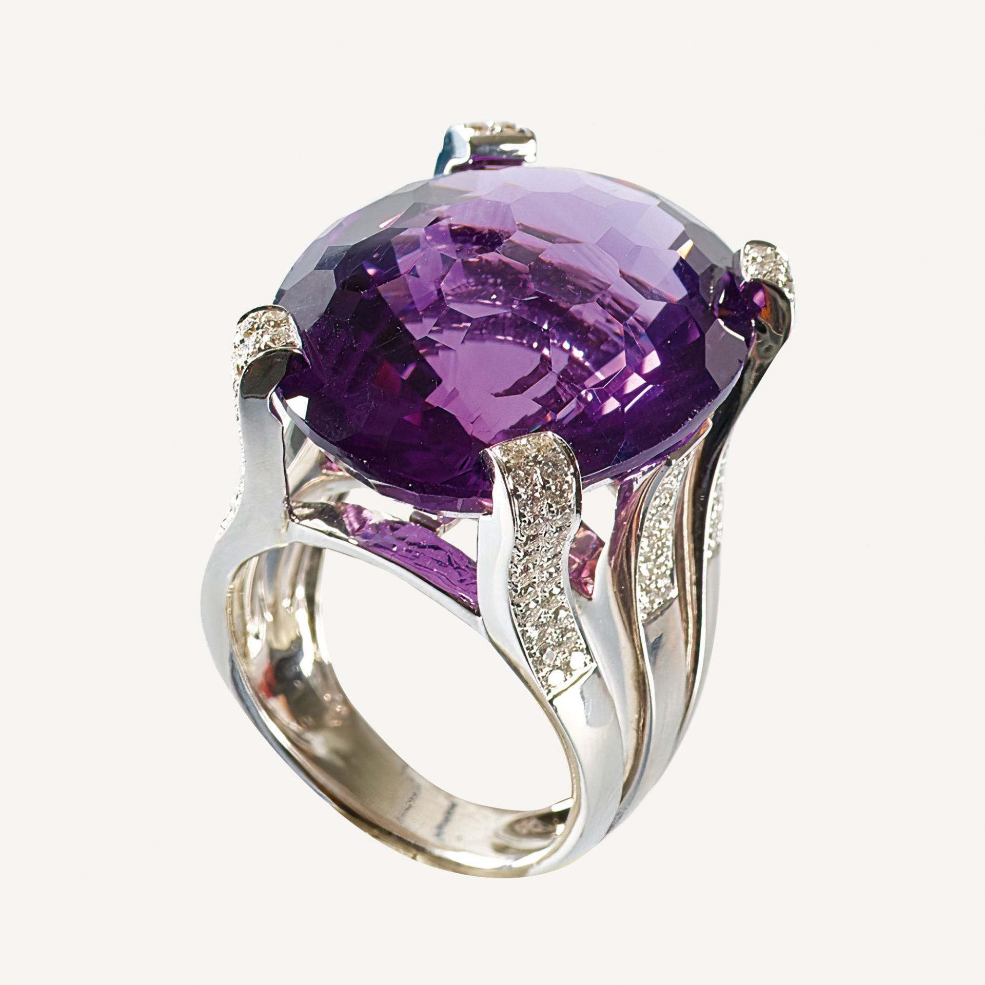 AMETHYST-BRILLANT-RING