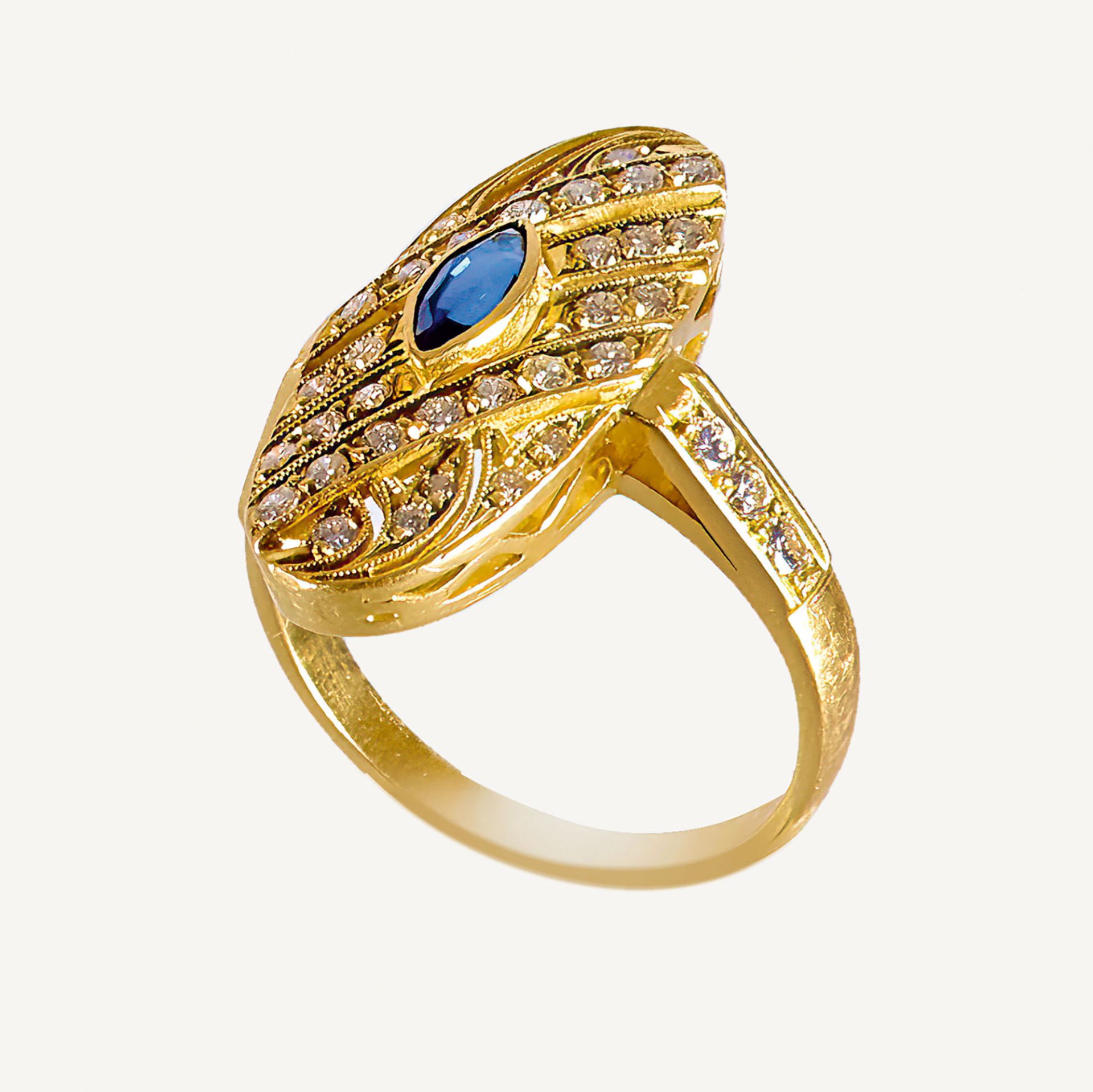 SAPHIR-BRILLANT-RING: Wohl Frankreich.