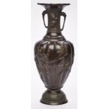 Bronze-Vase, Japan wohl um 1920.