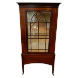UNUSUAL GEORGE III MAHOGANY AND INLAID DISPLAY CABINET 18TH CENTURY WITH ALTERATIONS  the cavetto