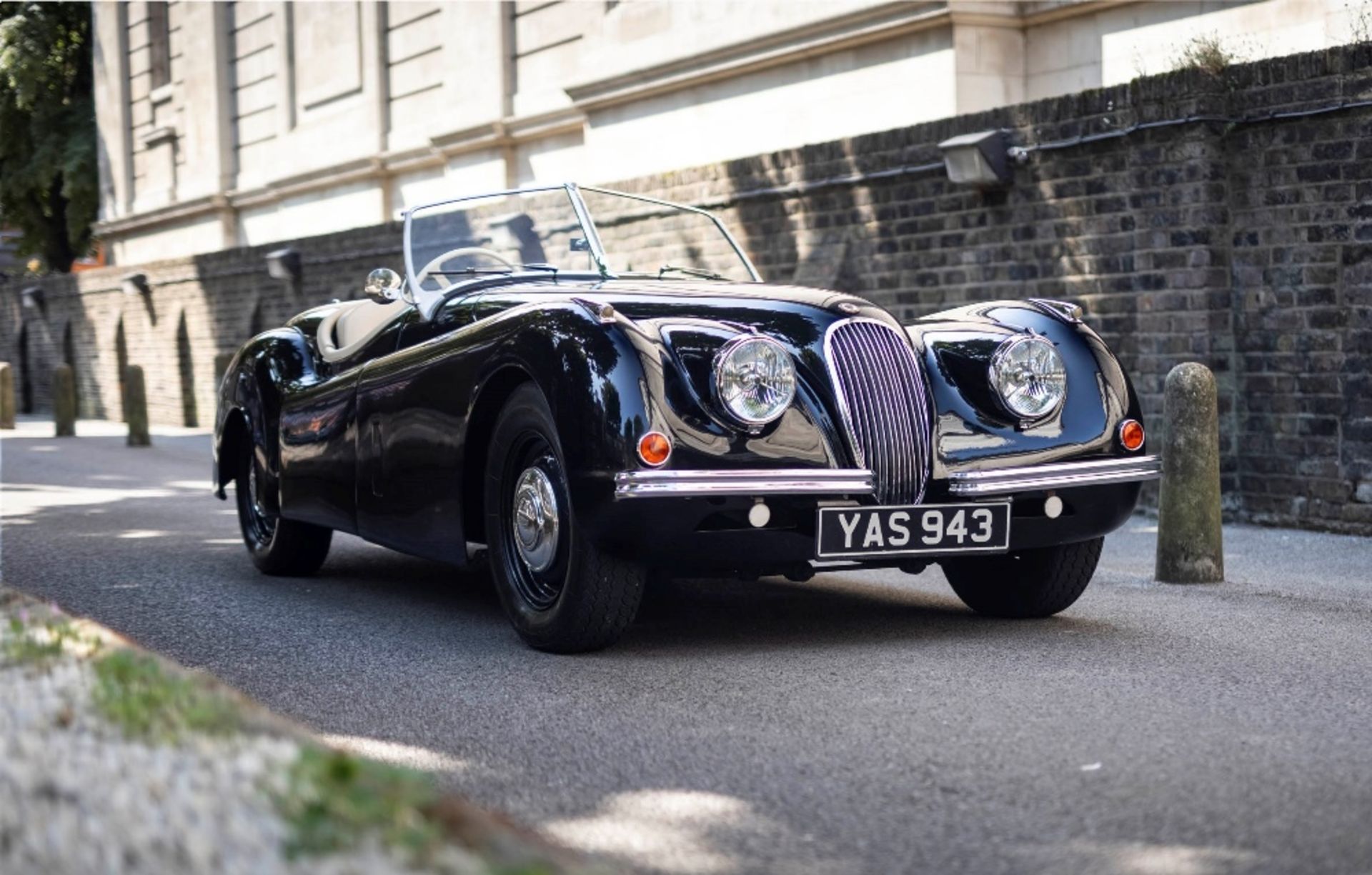 1952 Jaguar XK120 OTS Roadster - Image 10 of 31