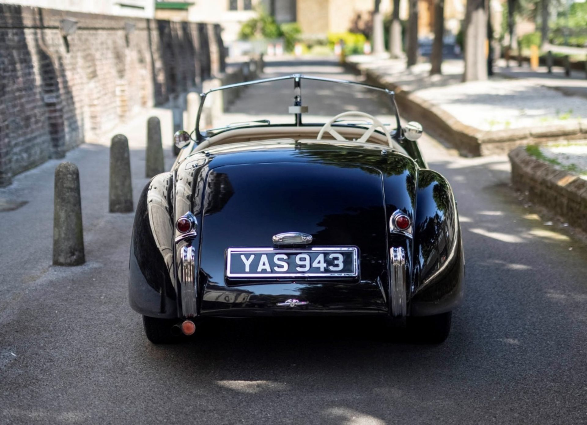 1952 Jaguar XK120 OTS Roadster - Image 7 of 31