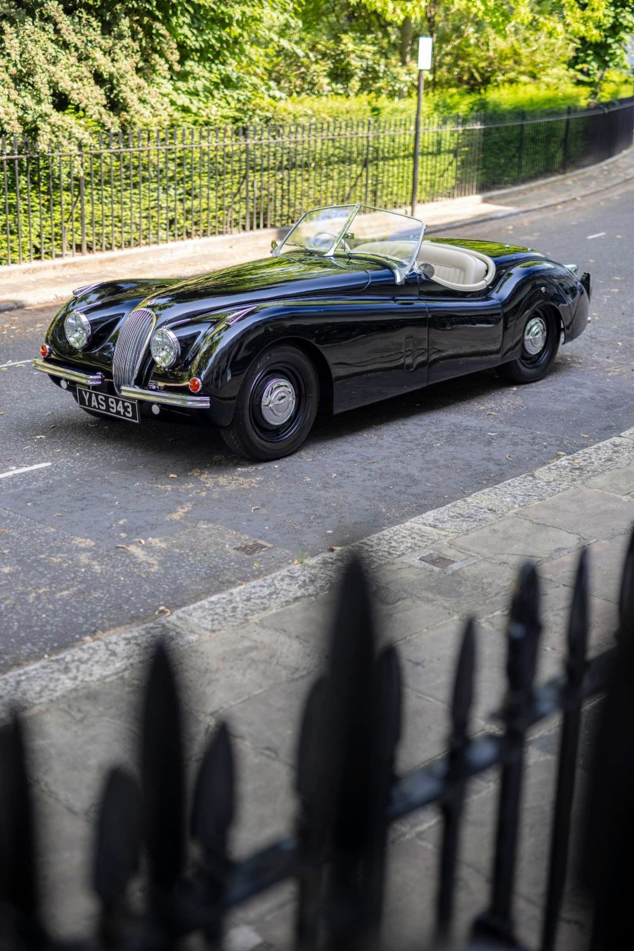 1952 Jaguar XK120 OTS Roadster - Image 12 of 31