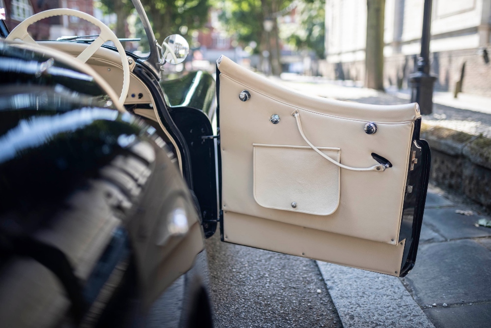 1952 Jaguar XK120 OTS Roadster - Image 25 of 31