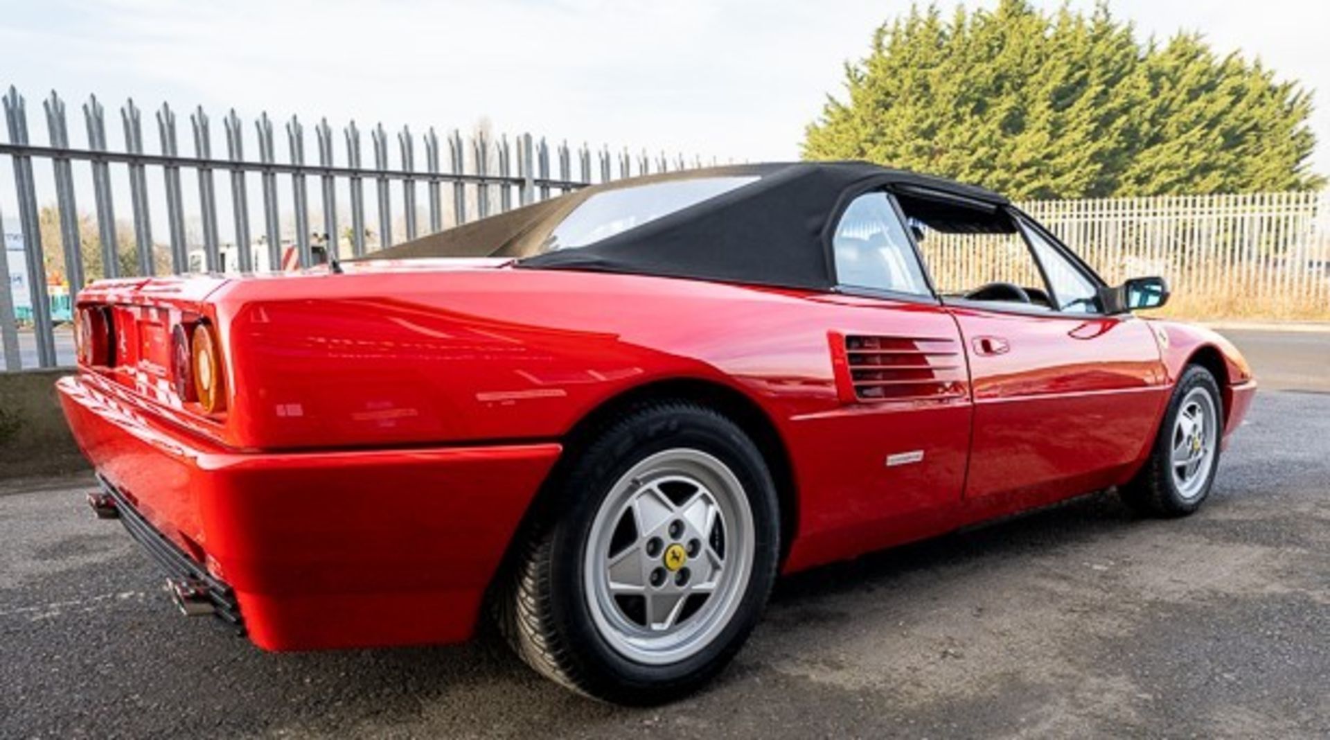 1989 Ferrari Mondial 3.4 T Cabriolet - Image 11 of 20