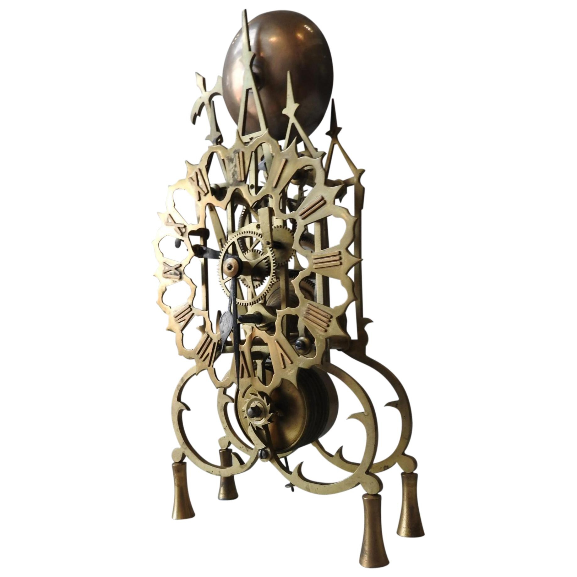 A 19TH CENTURY CONTINENTAL BRASS SKELETON CLOCK ON OVAL MARBLE BASE, 37 x 25 x 16cm