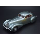 1:18 1939 BENTLEY EMBIRICOS BY MINICHAMP This hand-assembled model depicts the legendary ?