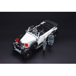 1:18 1938 MERCEDES-BENZ C4 TROOP CARRIER BY SIGNATURE MODELS With 3 composite figures, driver and