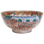 CHINESE EXPORT 'HUNTING' PUNCH BOWL QIANLONG PERIOD (1736-1795) the sides richly decorated in