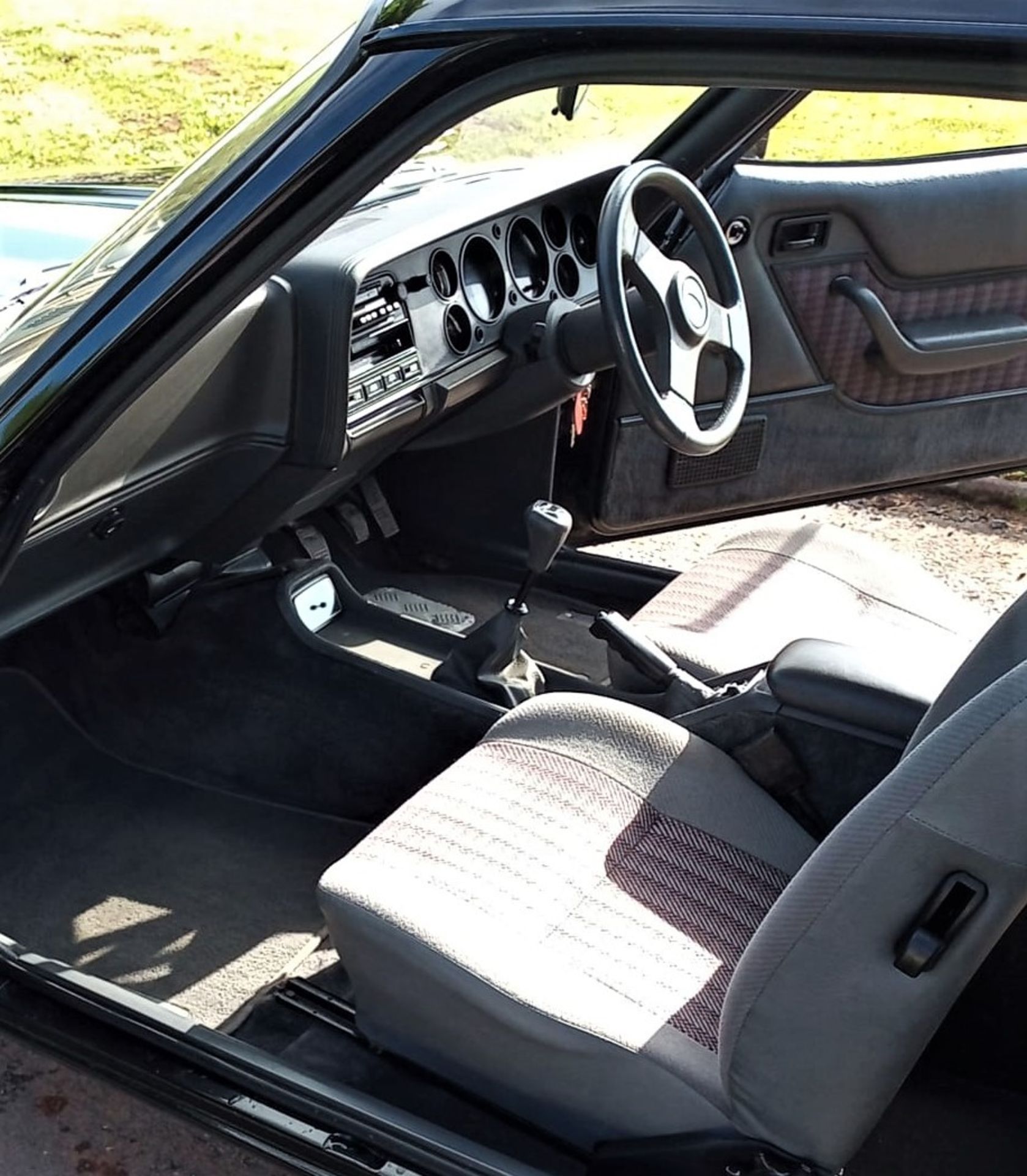 1986 FORD CAPRI 2.0 LASER - Image 13 of 15