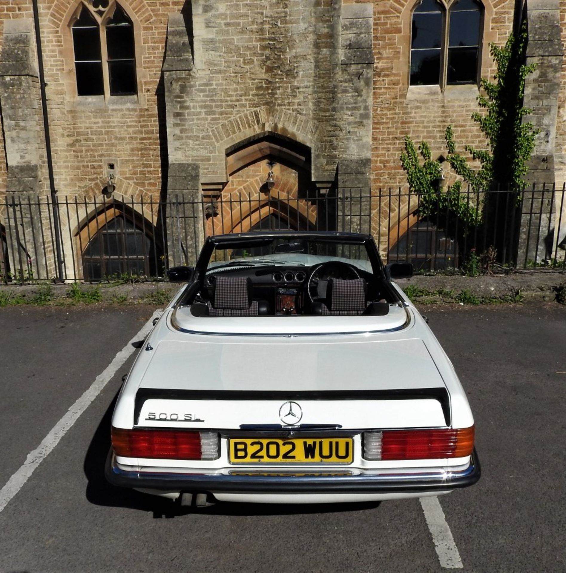 1984 MERCEDES-BENZ 500SL - Image 3 of 28