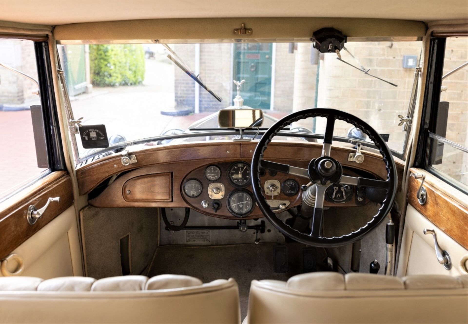 1929 ROLLS-ROYCE 20HP SALOON BY PARK WARD - Image 6 of 14