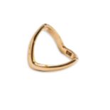 AN 18CT GOLD 'OPEN MOUTH' BAND RING, 4.5 grams Marked 18ct  Size L