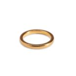 A 22CT GOLD BAND RING, stamped H & R Marsh, Bath, 22ct, Birmingham, 1861. Weight 4 grams Size L