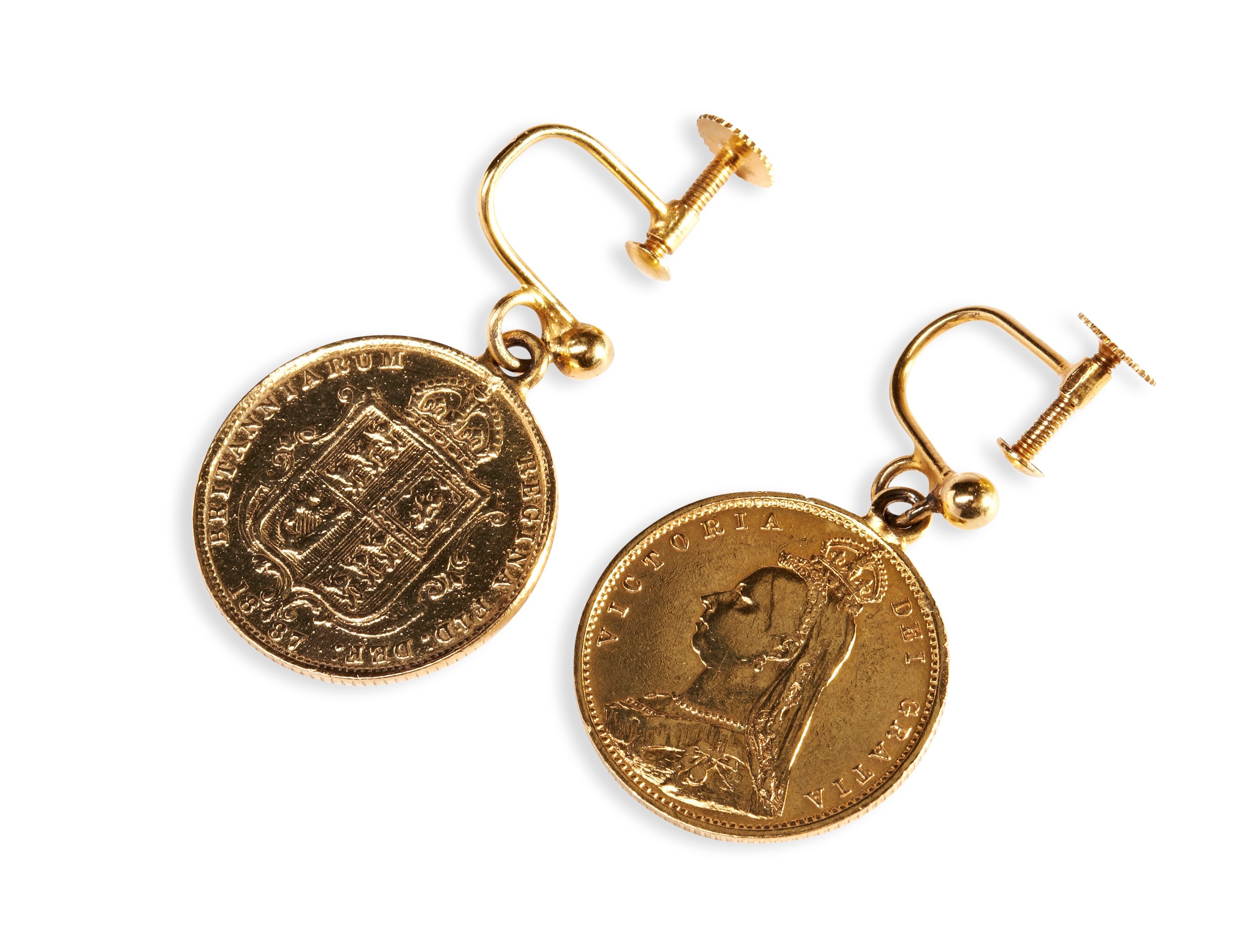 A PAIR OF HALF SOVEREIGN EARRINGS In yellow metal screw back fitting, stamped 9ct. One sovereign