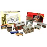 A QUANTITY OF 'OO' GAUGE SCENIC MODEL KITS rolling stock, accessories, made up scenic model