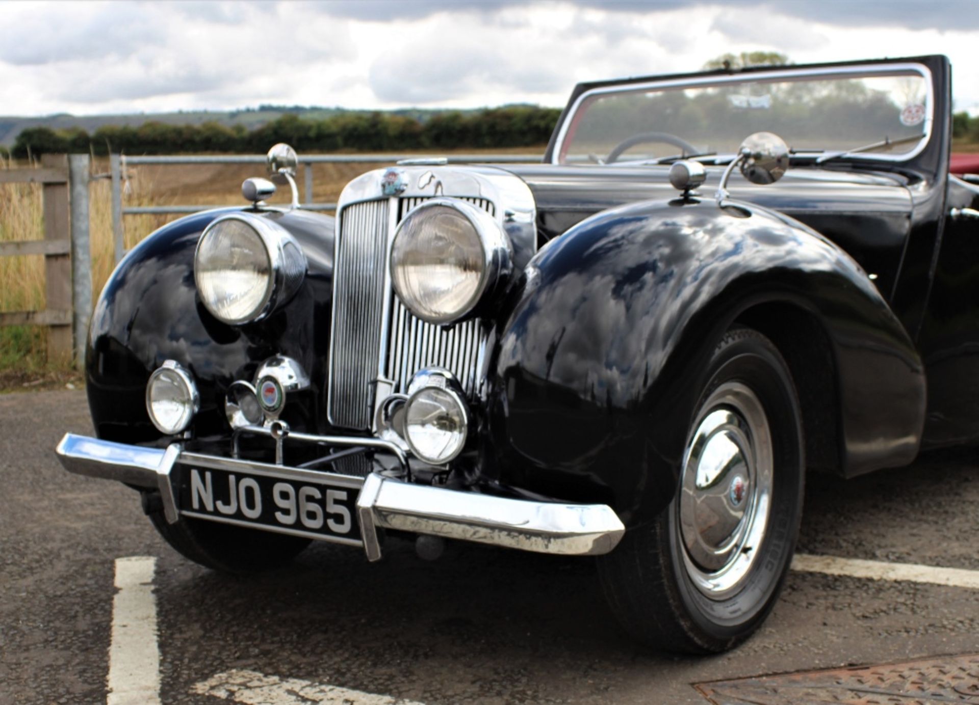 1946 TRIUMPH ROADSTER Registration Number: NJO 765 Chassis Number: TRA 1283 Recorded Mileage: 6, - Image 3 of 15