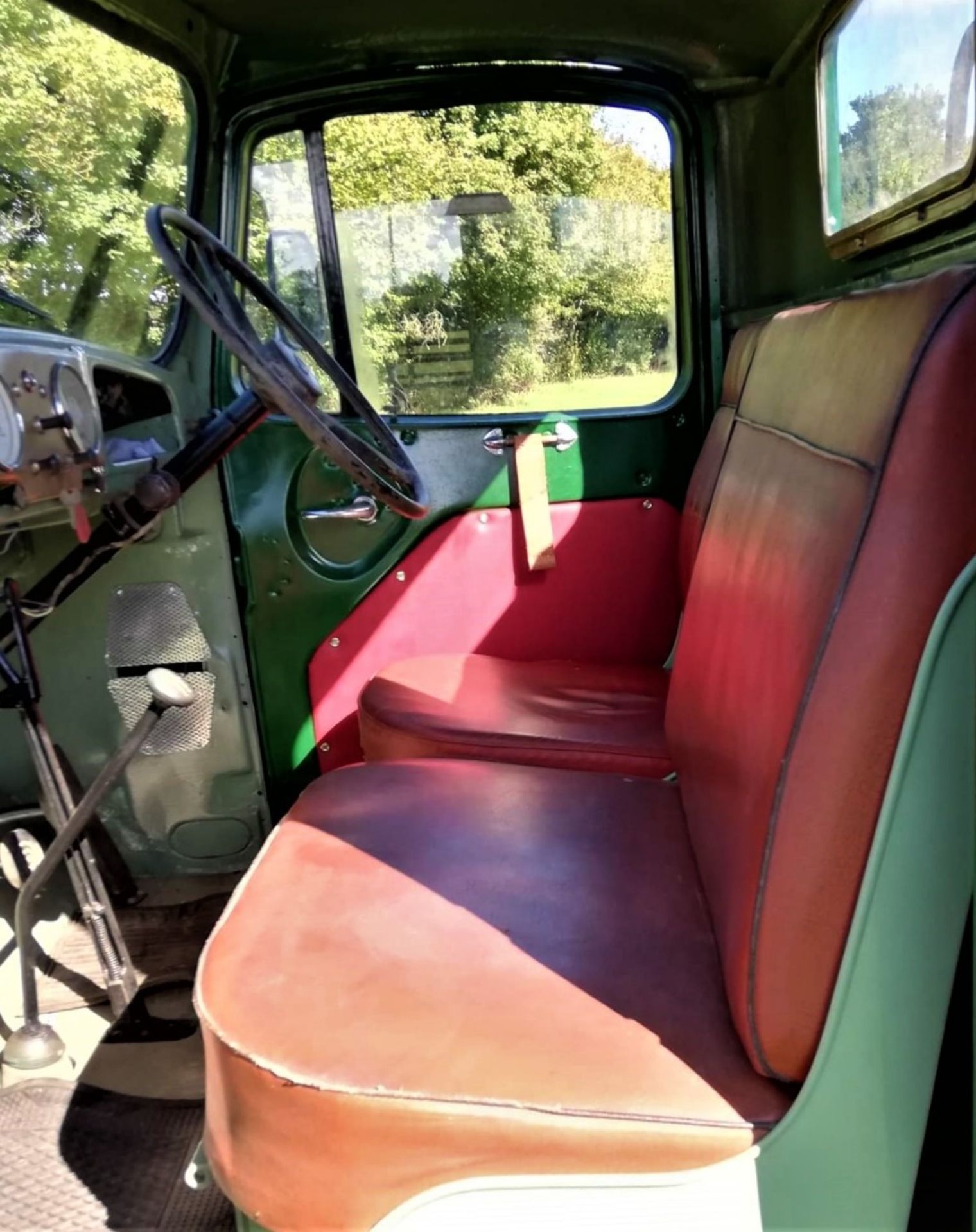 1953 MORRIS LC5 PICKUP TRUCK   Registration Number: KCA 68  Chassis Number: LC531947  Recorded - Image 11 of 15