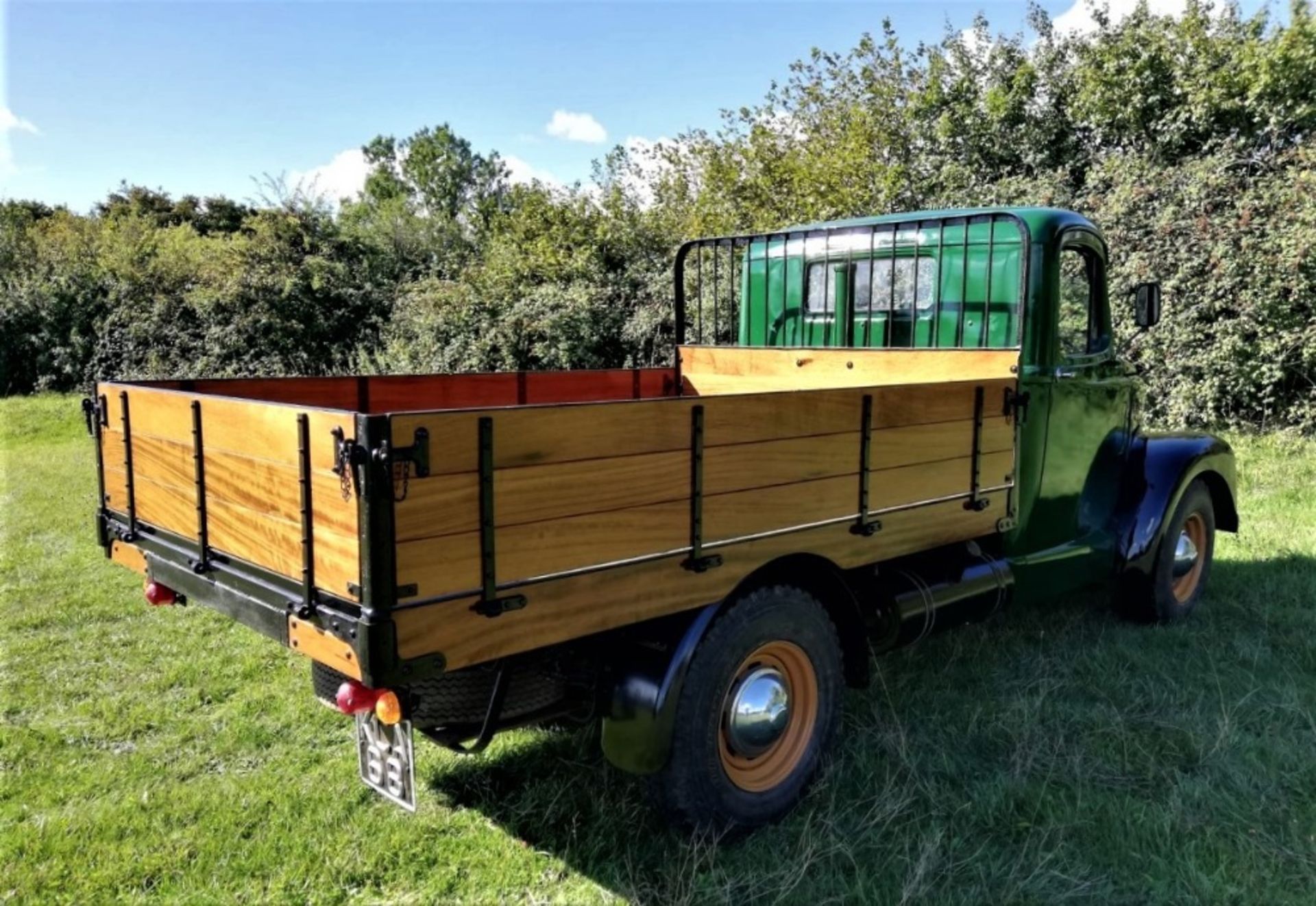 1953 MORRIS LC5 PICKUP TRUCK   Registration Number: KCA 68  Chassis Number: LC531947  Recorded - Image 7 of 15