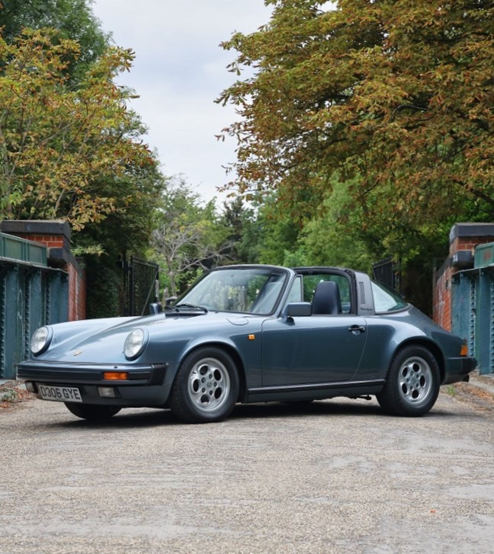 1987 PORSCHE 911 3.2 TARGA Registration Number: D306 GYE          Chassis Number: WPOZZZ91ZHS140584 - Image 10 of 34