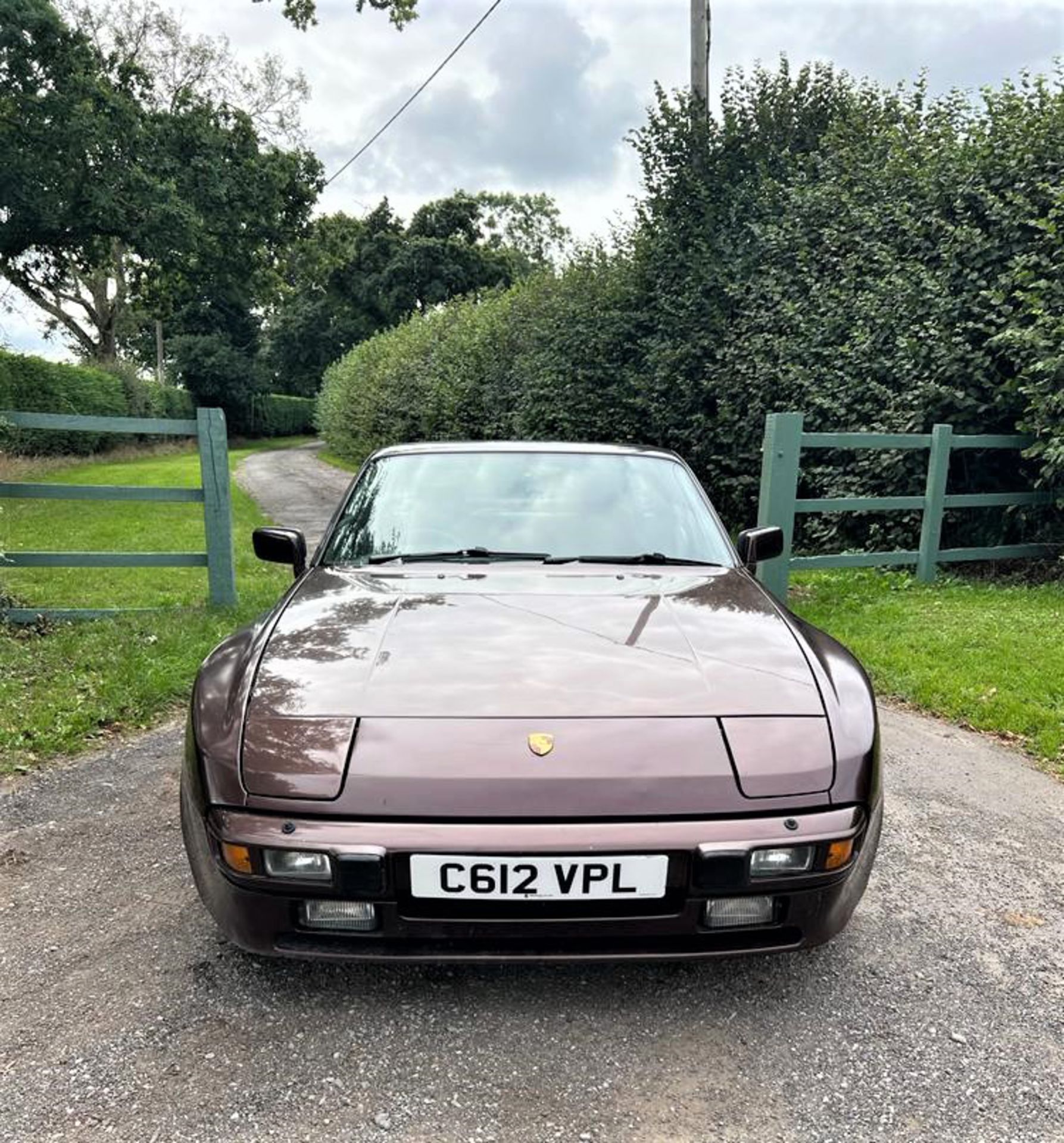 1985 PORSCHE 944 COUPE Registration Number: C612 VPL Chassis Number:  WPOZZZ94ZGN401398 Recorded - Image 8 of 21