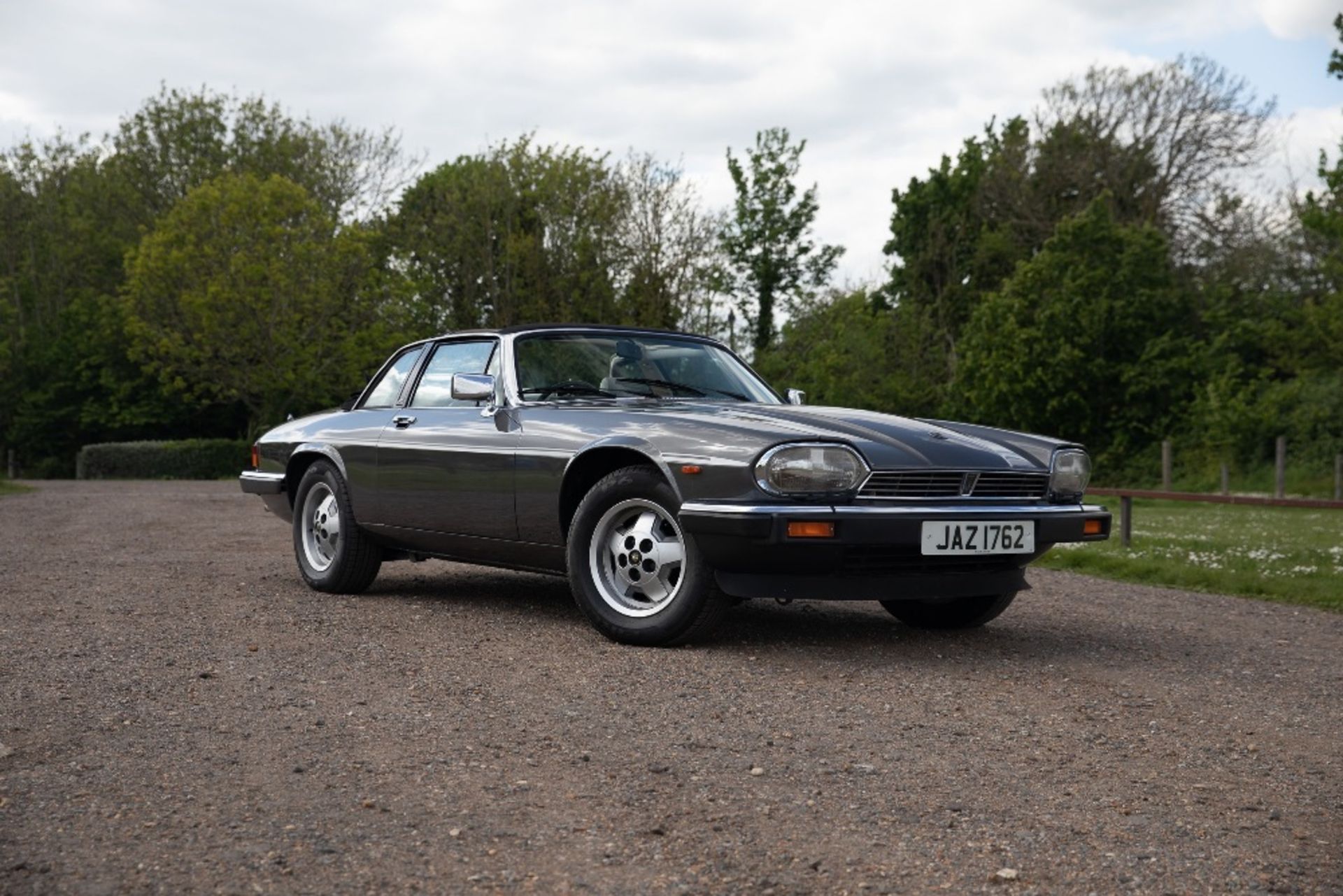 1984 JAGUAR XJ-S 3.6 CABRIOLET Registration Number: JAZ 1762 Chassis Number: SAJJNACC7CC114172 - Image 2 of 26