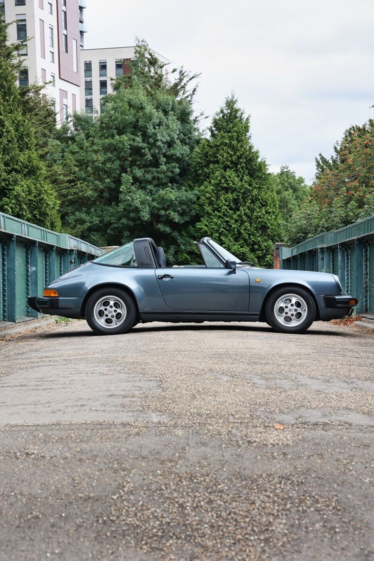 1987 PORSCHE 911 3.2 TARGA Registration Number: D306 GYE          Chassis Number: WPOZZZ91ZHS140584 - Image 6 of 34