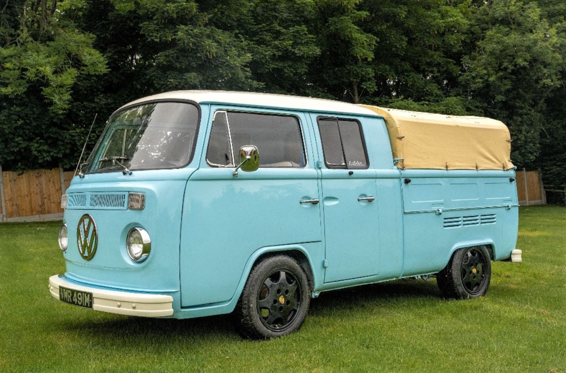 1974 VOLKSWAGEN TYPE 2 DOUBLE-CAB PICKUP Registration Number: VMR 491M Chassis Number: 2642-126- - Image 9 of 20