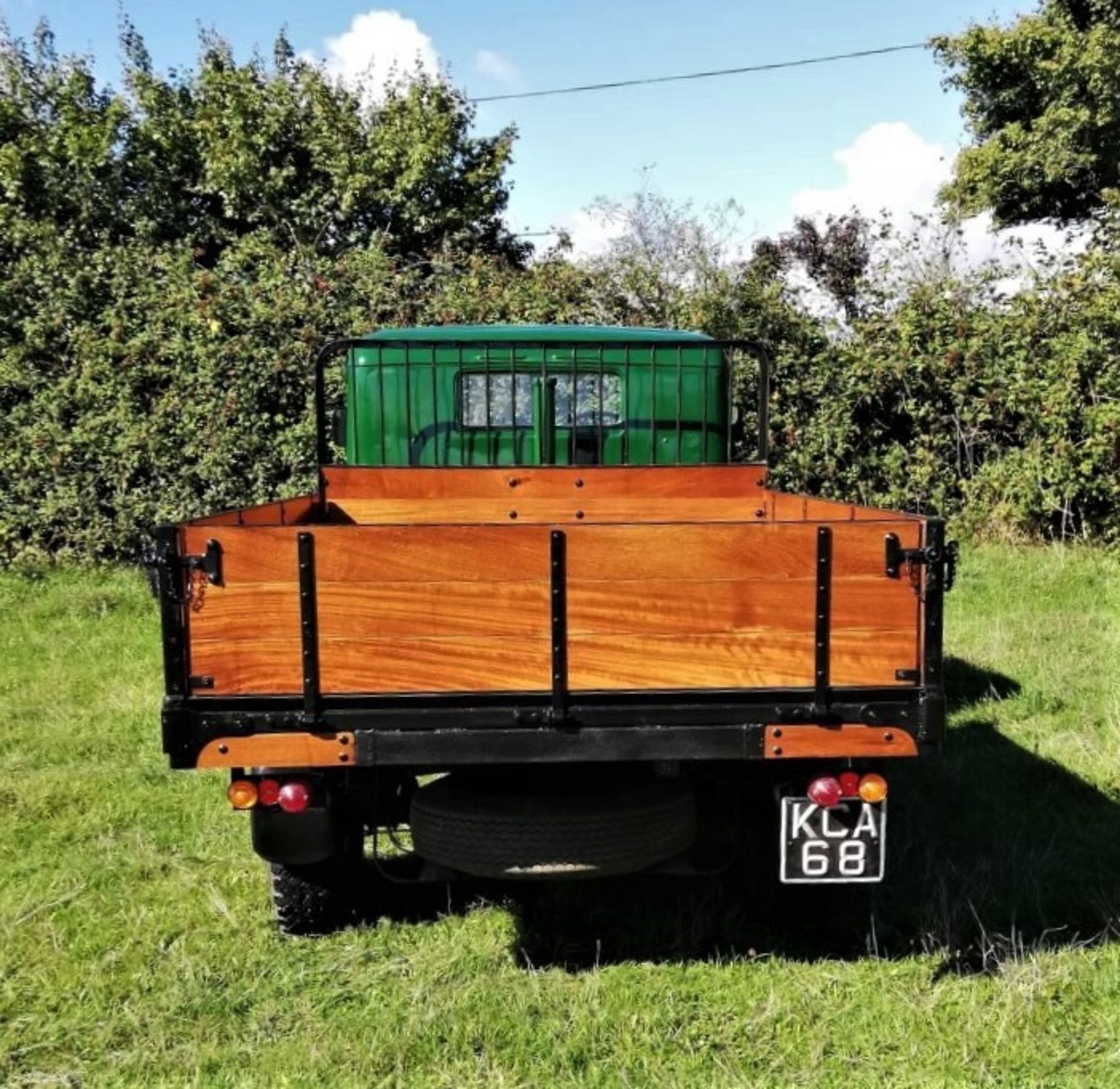 1953 MORRIS LC5 PICKUP TRUCK   Registration Number: KCA 68  Chassis Number: LC531947  Recorded - Image 3 of 15