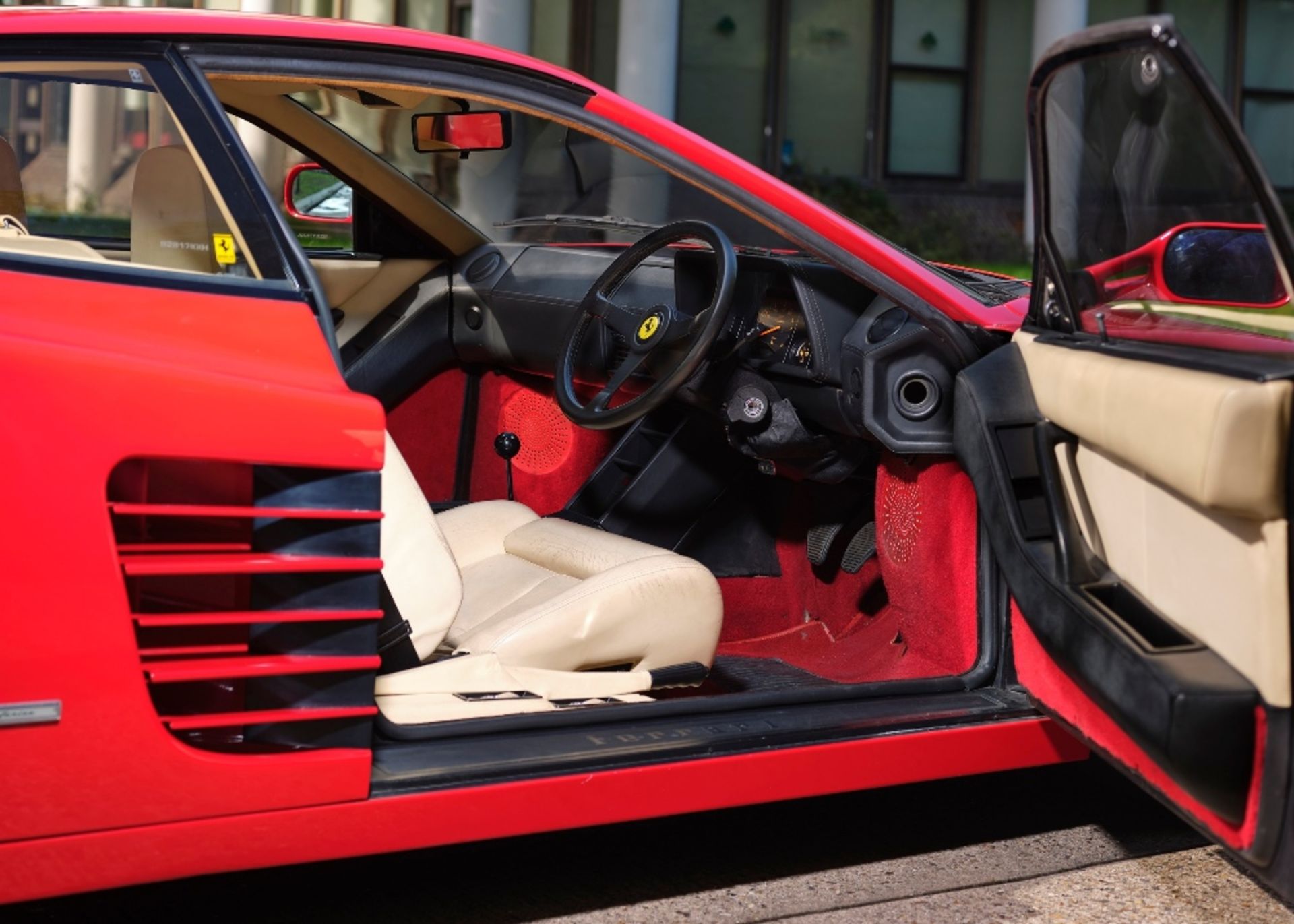 1989 FERRARI TESTAROSSA Registration Number: G441 WPN Chassis Number: ZFFAA17C000082817 Recorded - Image 21 of 59