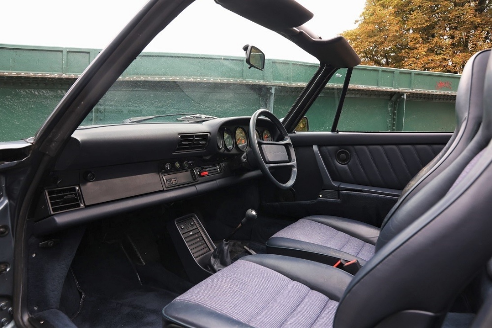 1987 PORSCHE 911 3.2 TARGA Registration Number: D306 GYE          Chassis Number: WPOZZZ91ZHS140584 - Image 17 of 34