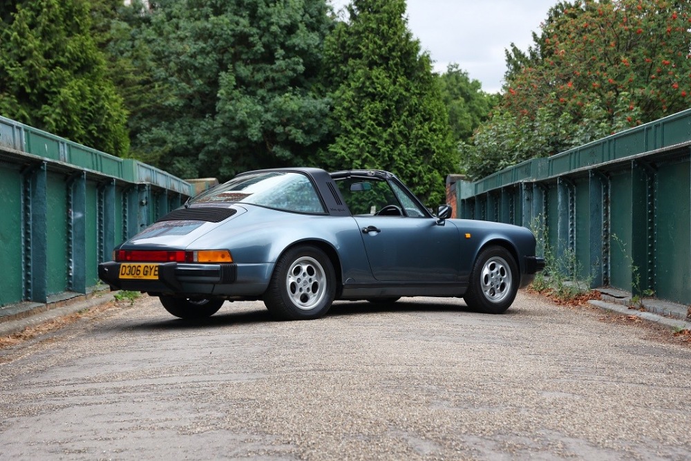 1987 PORSCHE 911 3.2 TARGA Registration Number: D306 GYE          Chassis Number: WPOZZZ91ZHS140584 - Image 8 of 34