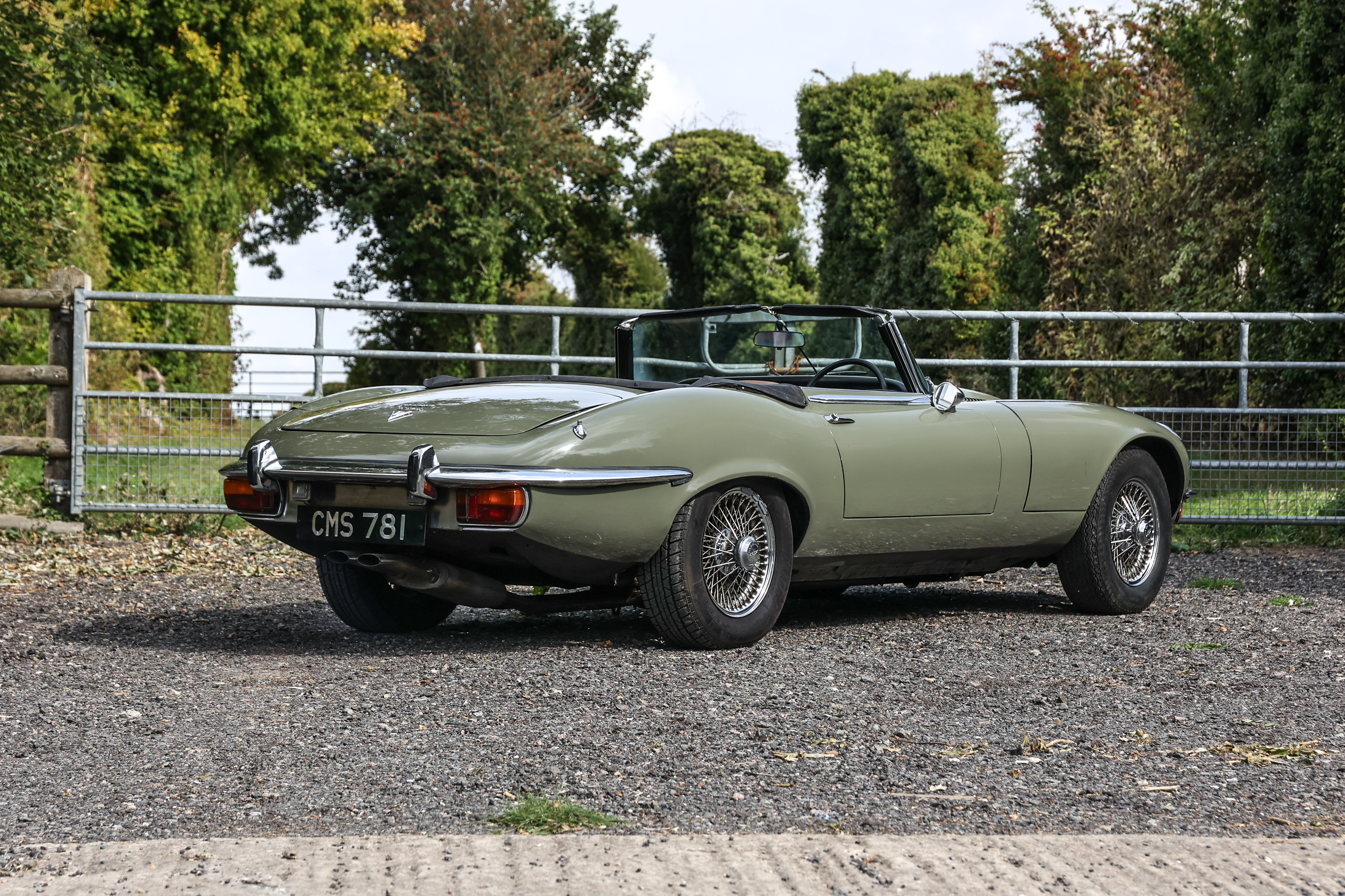 1973 JAGUAR E-TYPE SERIES III ROADSTER Registration Number: CMS 781 Chassis Number: 1S1868 - Image 13 of 22