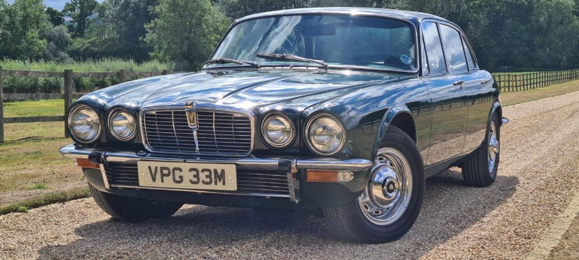 1974 JAGUAR XJ12L SALOON Registration Number: VPG 33M           Chassis Number: 2R.2342BW Recorded