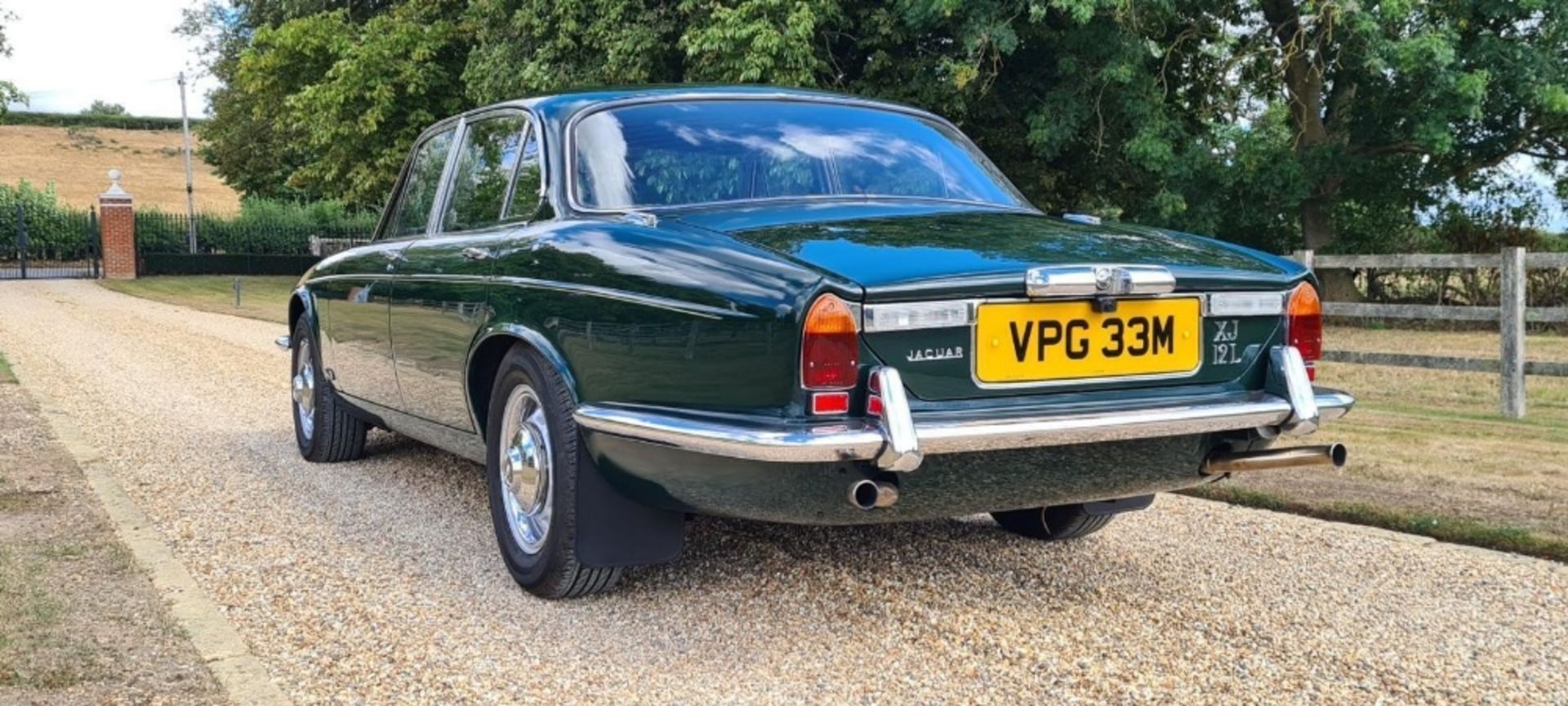 1974 JAGUAR XJ12L SALOON Registration Number: VPG 33M           Chassis Number: 2R.2342BW Recorded - Image 8 of 29