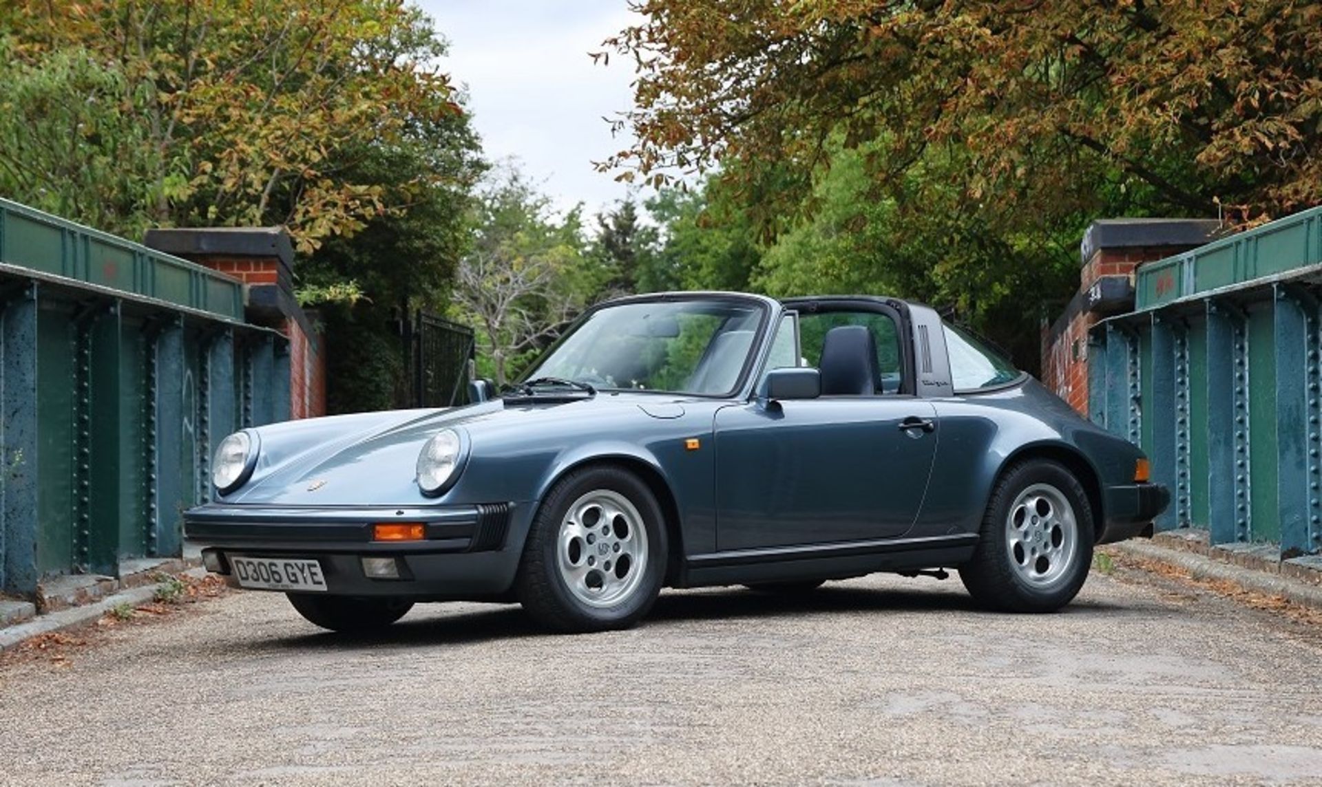 1987 PORSCHE 911 3.2 TARGA Registration Number: D306 GYE          Chassis Number: WPOZZZ91ZHS140584