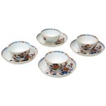 SET OF FOUR CHINESE IMARI TEA BOWLS AND SAUCERS KANGXI PERIOD (1662-1722) painted with flowers