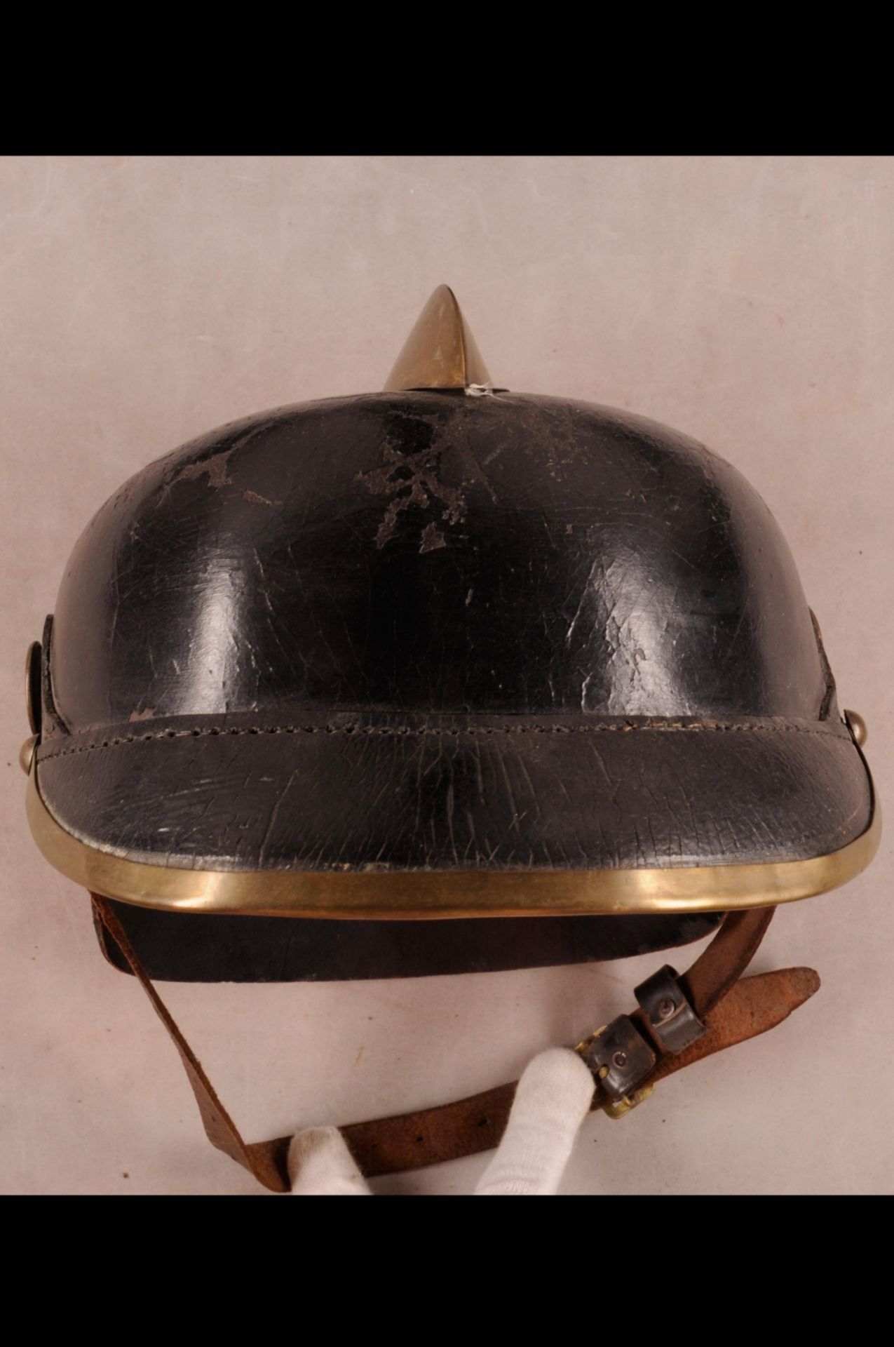 Fire-brigade / Police, estate with 13 x peaked cap, 4 x stem cap, 5 x helmet, 13 x uniforms / - Image 76 of 118